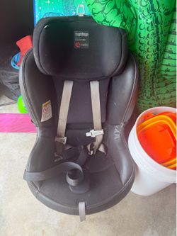 Peg Perego car seat