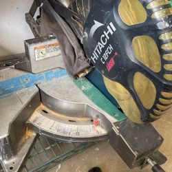Hitachi miter saw/Construction Equipment