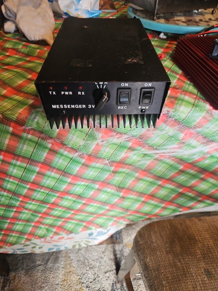 Messenger 3V CB Amplifier