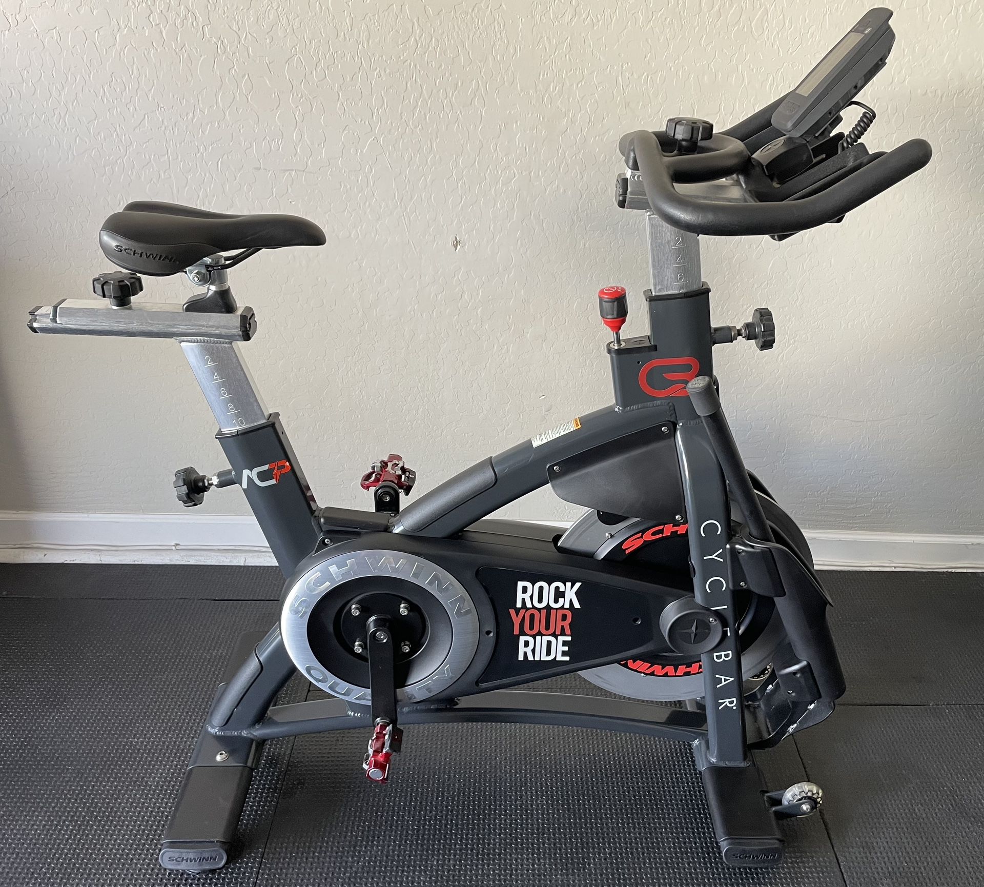 Schwinn AC Power Spin Bike Cycle Spinning Studio Trainer Exercise Stationary Cycling A.C.