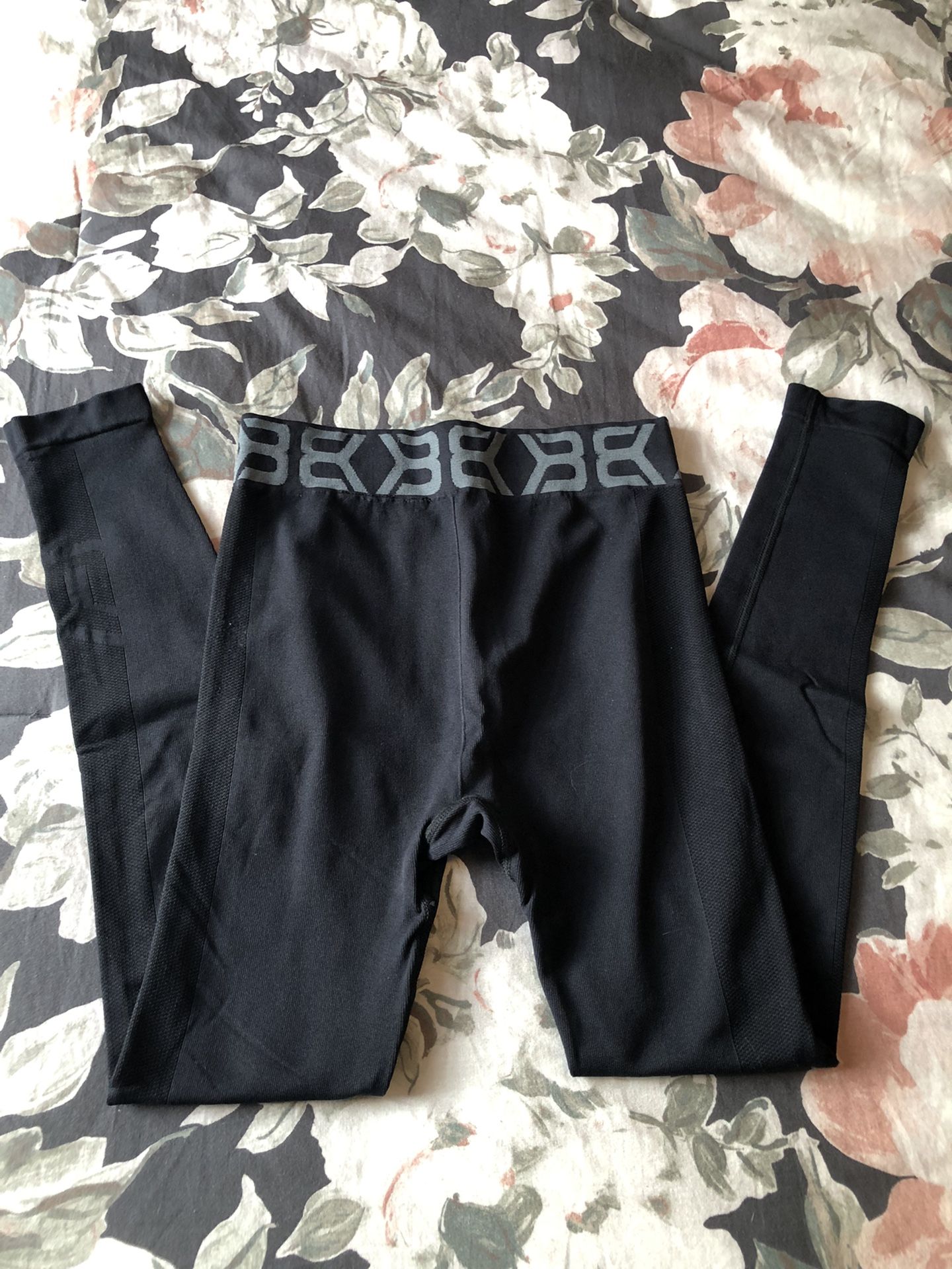 XS - Better Bodies Yoga Pants