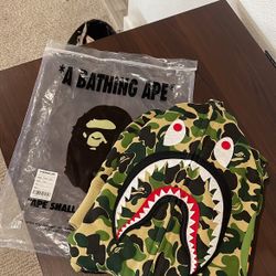 A Bathing Ape Hoodie 