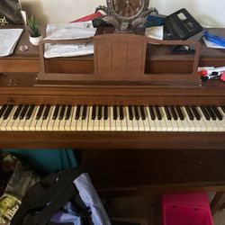 Lyon - Healy Antique Piano