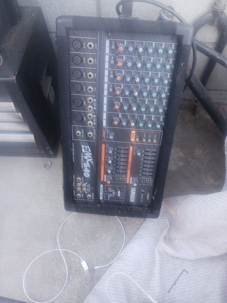 Yamaha Emx 640 Mixer