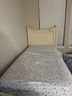 Cama con colchón individual- Bed with mattress single