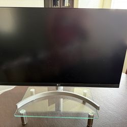 LG 27” Computer Monitor 