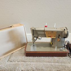 Singer Heavy Duty Sewing Machine Great Britain
