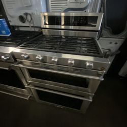 Kitchen Aid Range