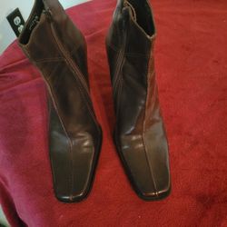 Leather Brown Boots