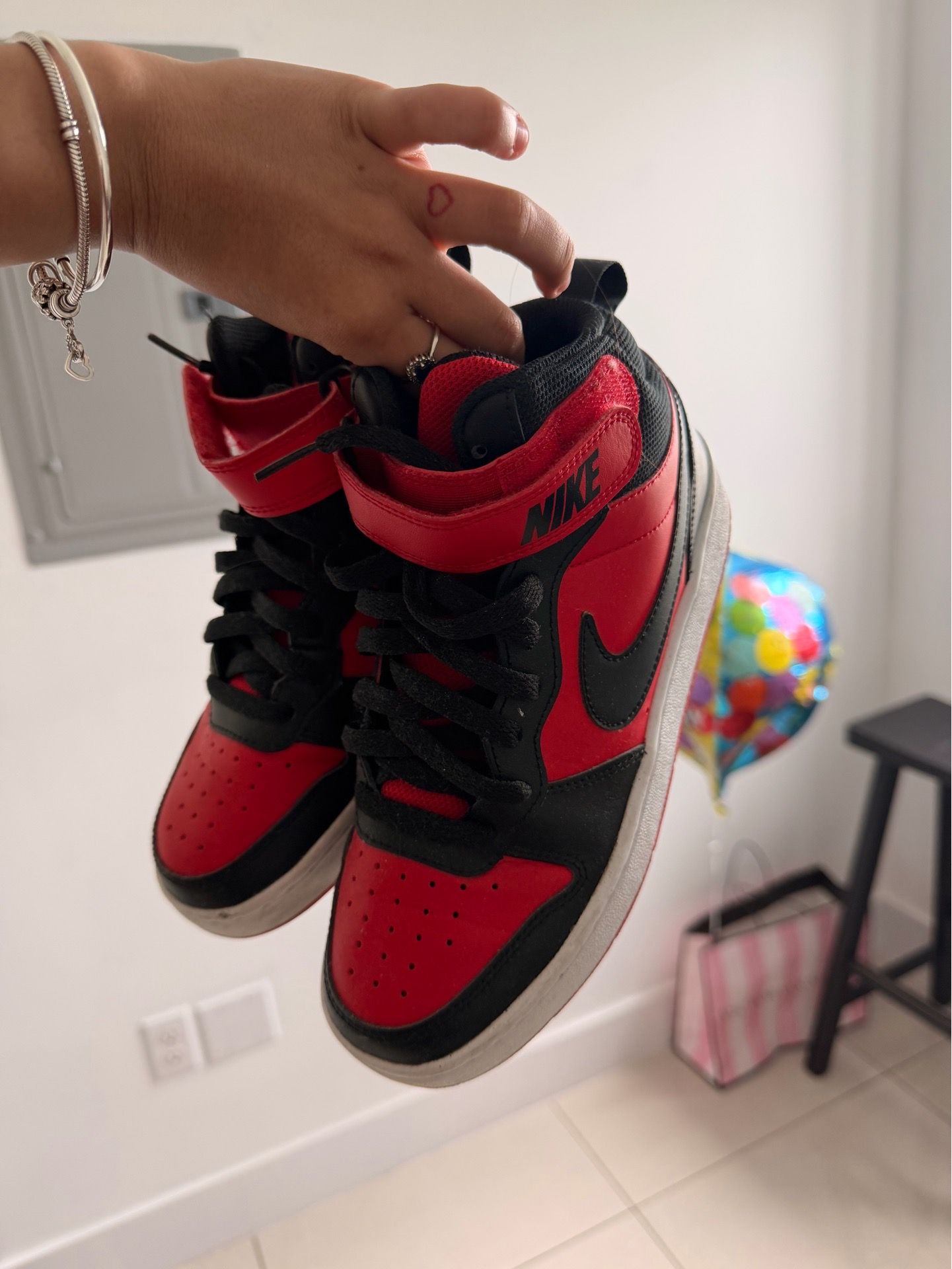 Brand new Nike’s size 5