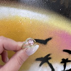 10k CZ STONE PINK RING 