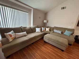 Large Multi-Piece Sectional Sofa Couch Set + Oversized Ottoman - $600 OBO (ONLY SOLD AS A SET)