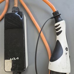 Kia NIRO  Charger