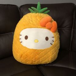 Pineapple Hello Kitty Squishmallow 