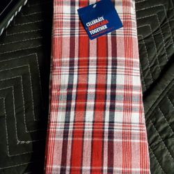 Two Pack New Kitchen Towel Set