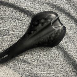 Mountain Bike Saddle