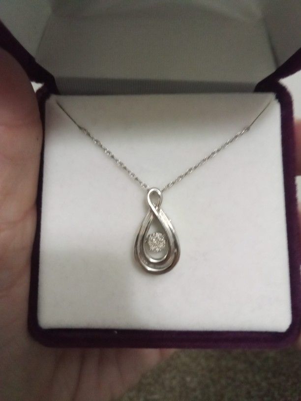 Sterling Silver Teardrop Necklace With Real Diamond In Middle 