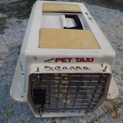 X-Small Petmate Pet Taxi Beige Cat/Dog Carrier Crate