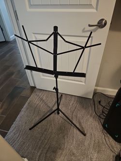 Titan music stand with carrying bag - black