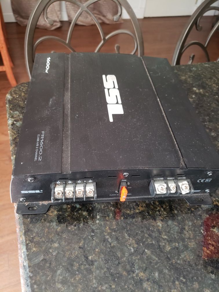 SSL 1600 watt 2 channel amp