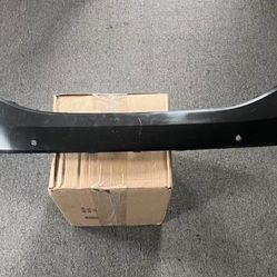 2017-19 GMC Acadia Front Upper Bumper Oem New 