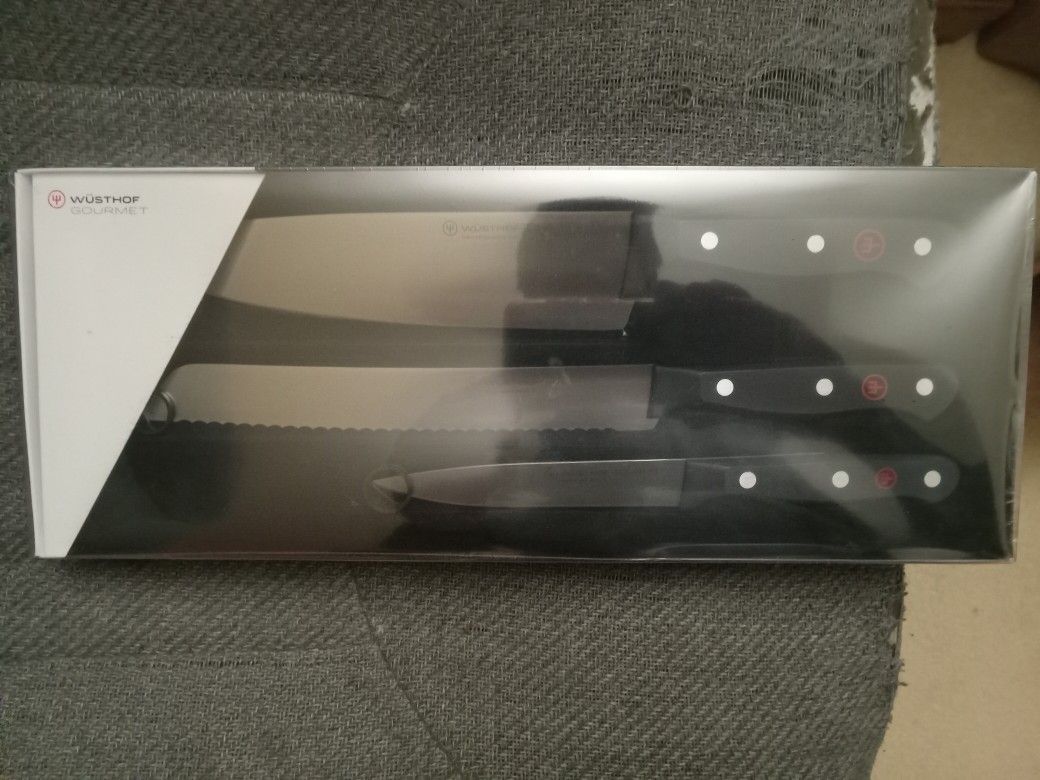 Wusthof Gourmet Knives