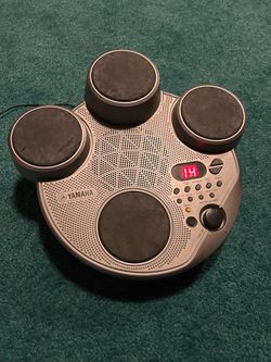 Yamaha drum machine YDD-40