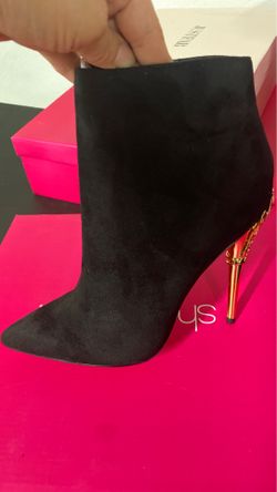 Booties black