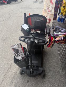 Electric scooter