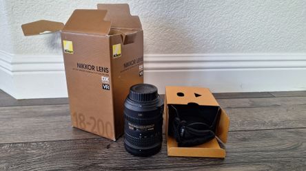 Nikon 18-200mm