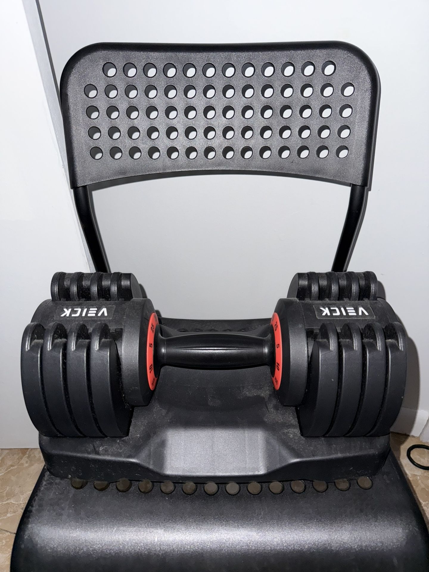 Adjustable Dumbbell