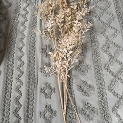 Faux Dried Florals/leaves 