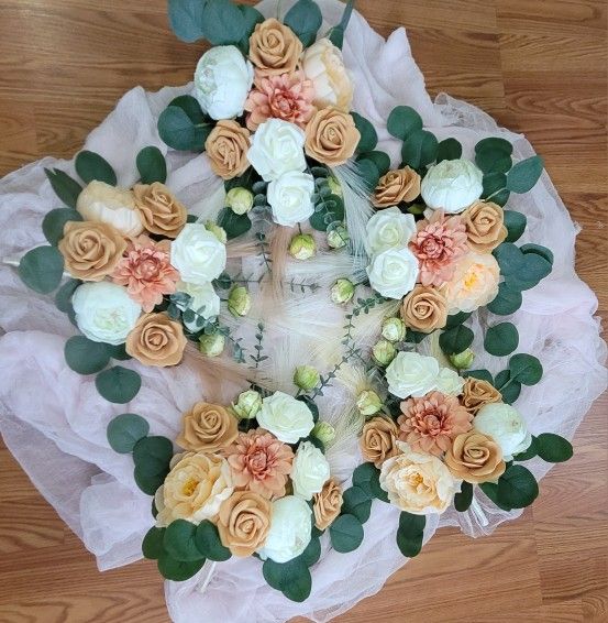 5 Wedding Bouquets for Bride and Bridesmaid