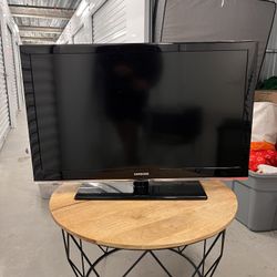 40” Samsung TV