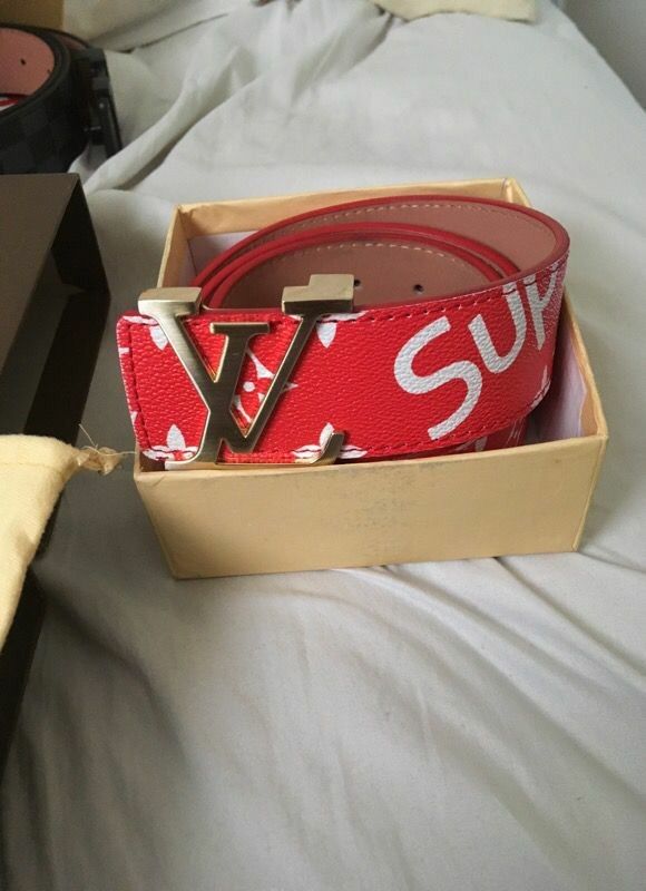 Brand new Louis Vuitton Supreme belt no trades no boxes, and I do not respond to low-ball offers