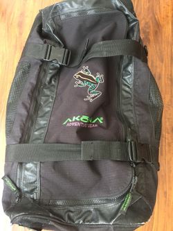 Akona Dive Bag