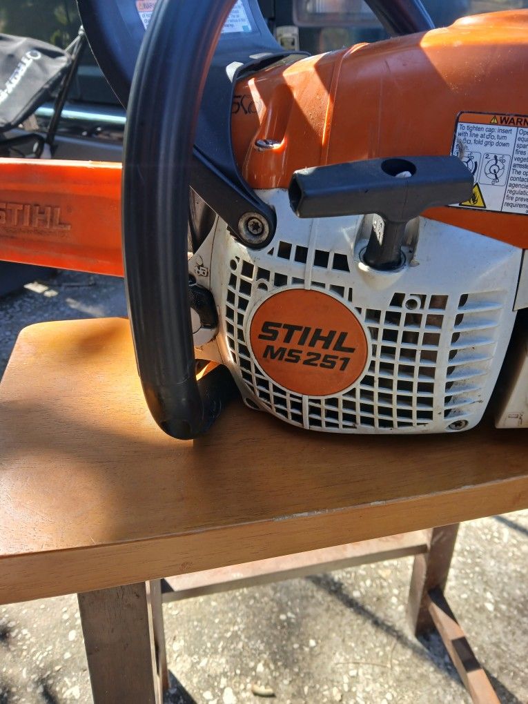 Stihl Gas Chain Saw 18inch Runs Great 