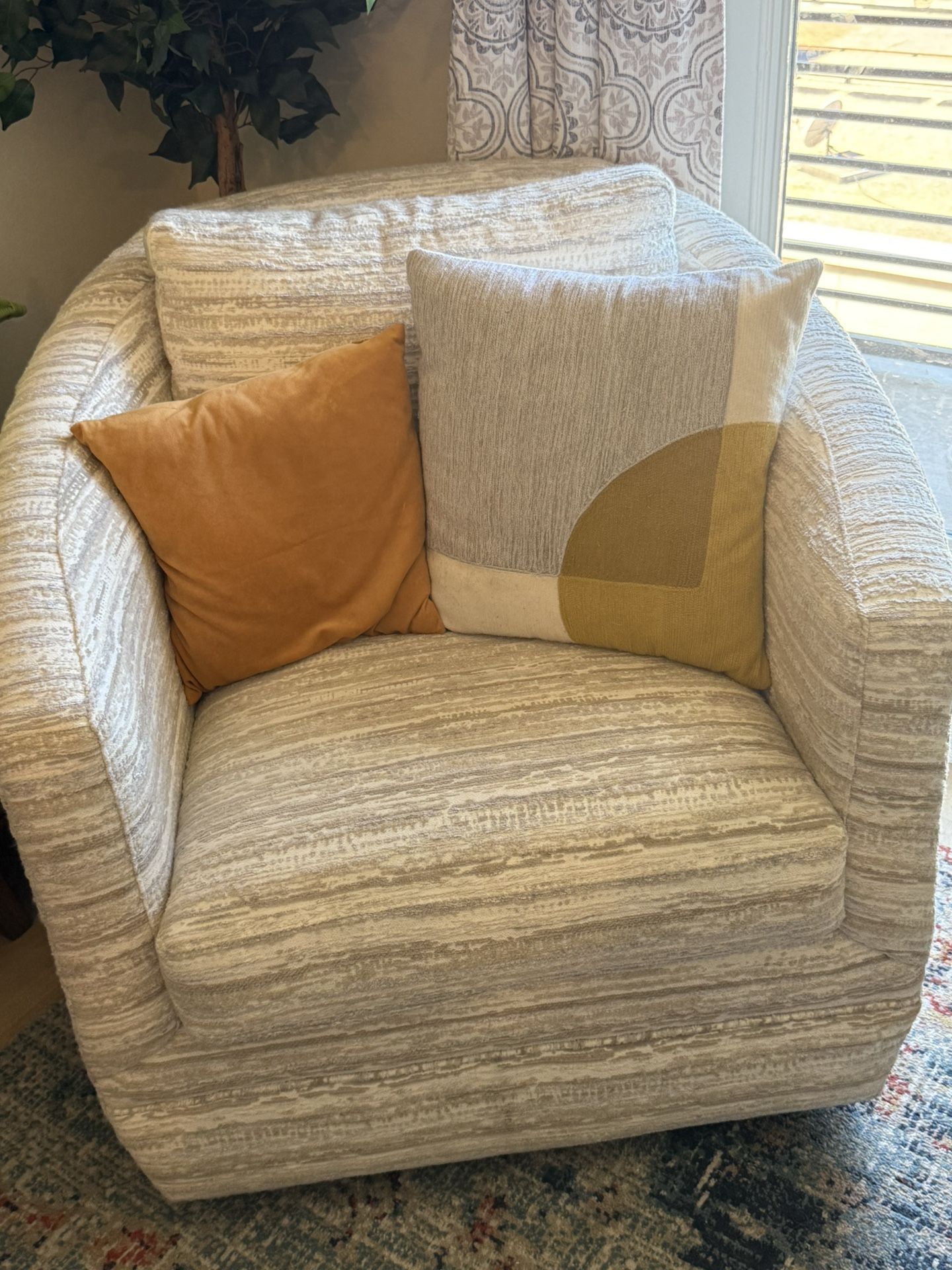 Swivel Weirs Barrel And Side Tables