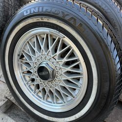 4- UNIROYAL TIGER PAW SPORT 