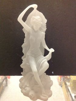 Clear crystal Statue