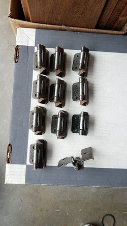 Cabinet hinges