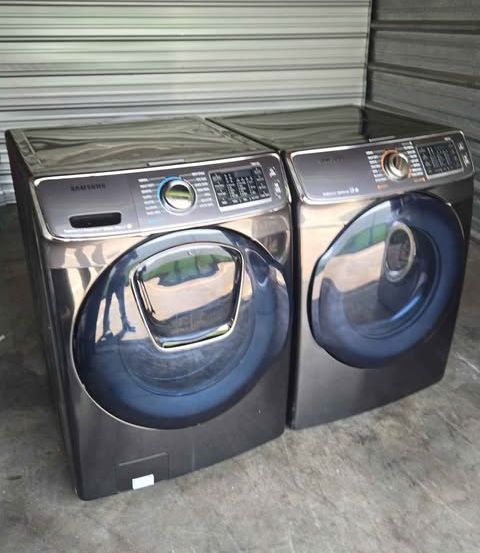 Smart Washer And Dryer Set