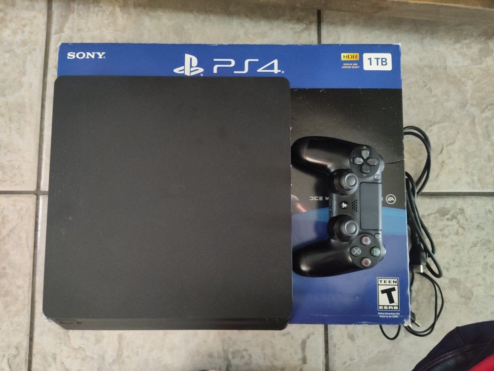 PS4 Slim 1TB Game Console