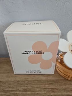 Marc Jacobs Daisy Love EDT 3.3 oz