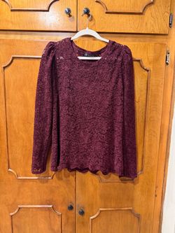 INC International Concepts Burgundy Floral Lace Top XL Long Sleeve