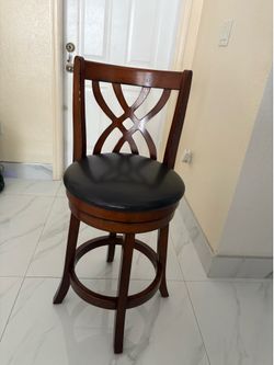 4 wooden chairs