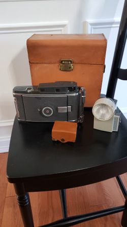 Polaroid Land Camera Model 110A