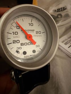 Auto Meter 4303 Ultra-Lite Mechanical Boost/Vacuum Gauge, 2.3125 in.