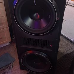 Rockford fosgate p/3 12 inch subwoofers