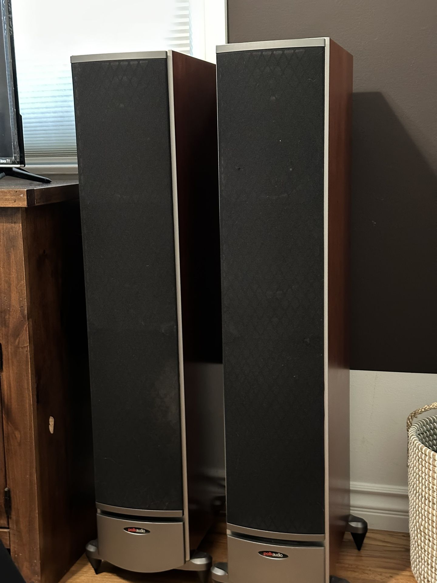 Polk Audio RTI8 Floor Standing Speakers